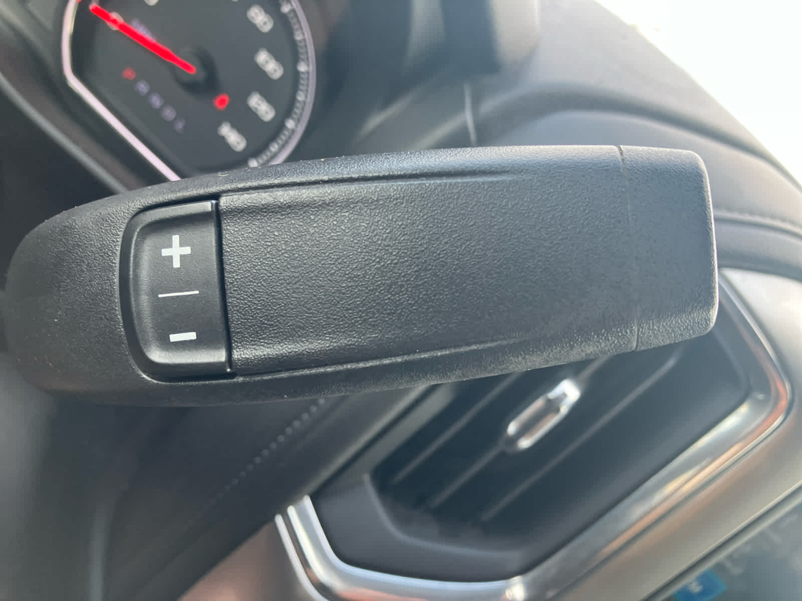 2019 Chevrolet Silverado 1500 photo 22 of 37
