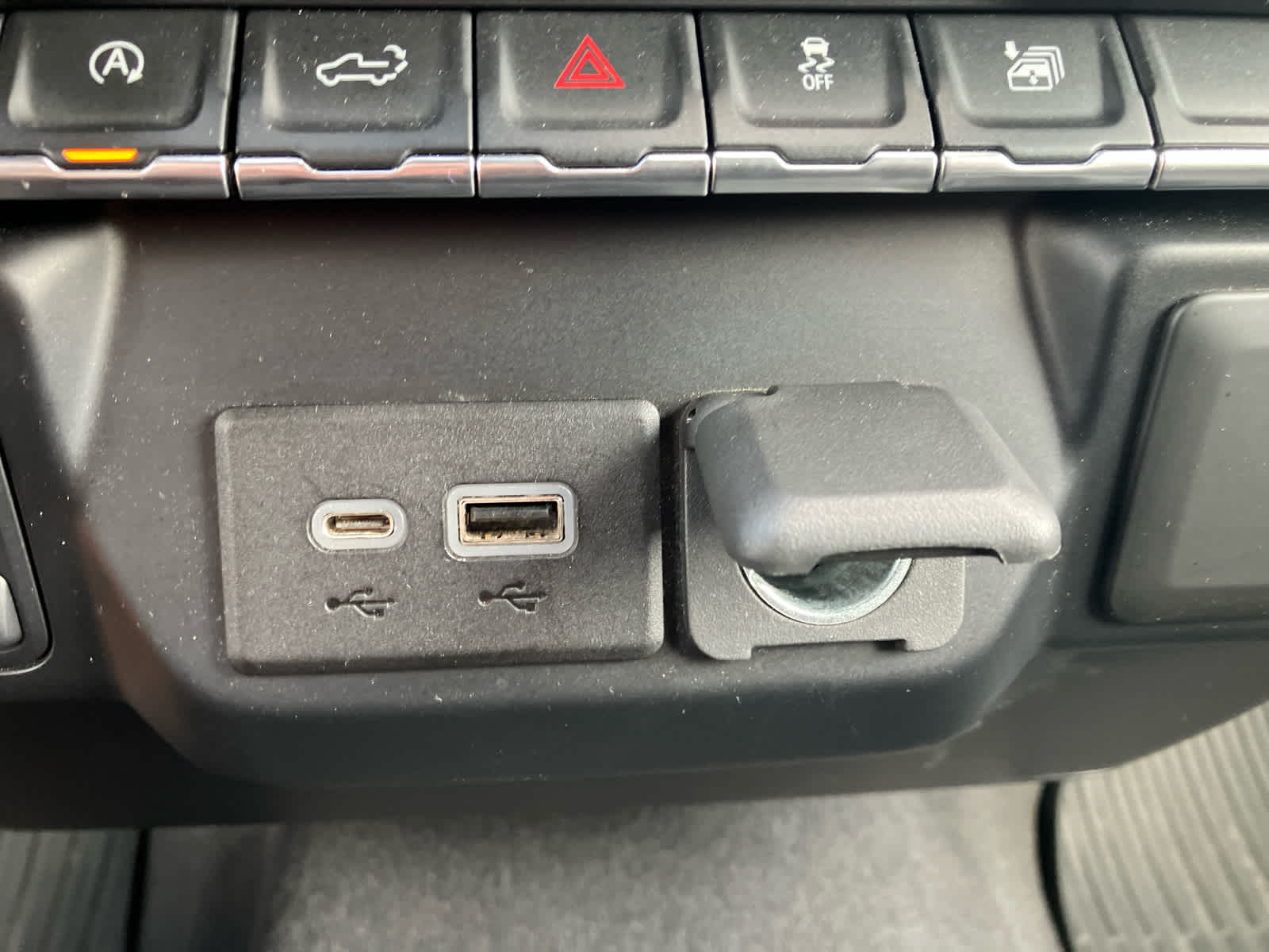 2019 Chevrolet Silverado 1500 photo 32 of 37