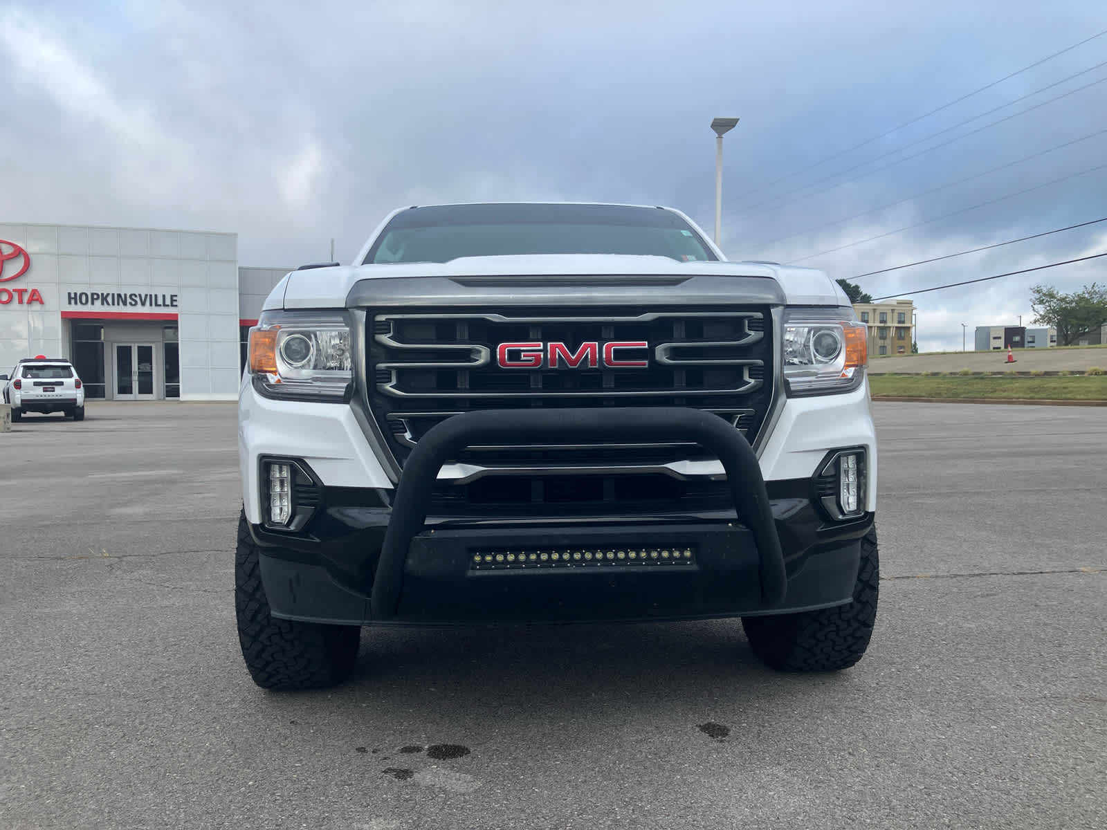2021 GMC Canyon photo 2 of 35