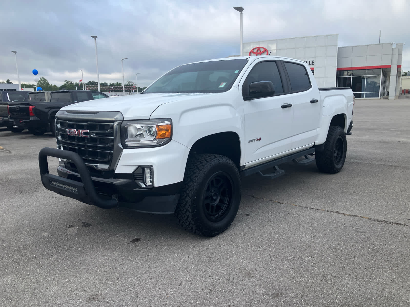 2021 GMC Canyon photo 3 of 35