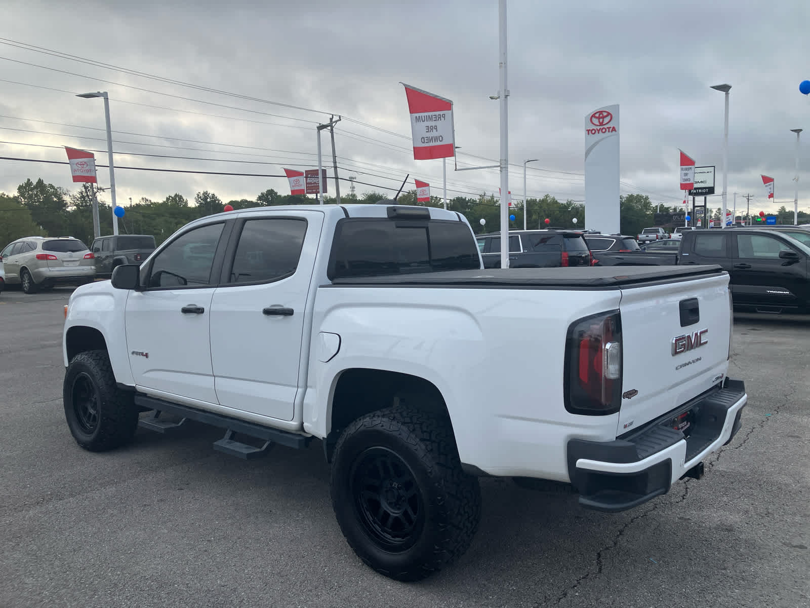 2021 GMC Canyon photo 5 of 35