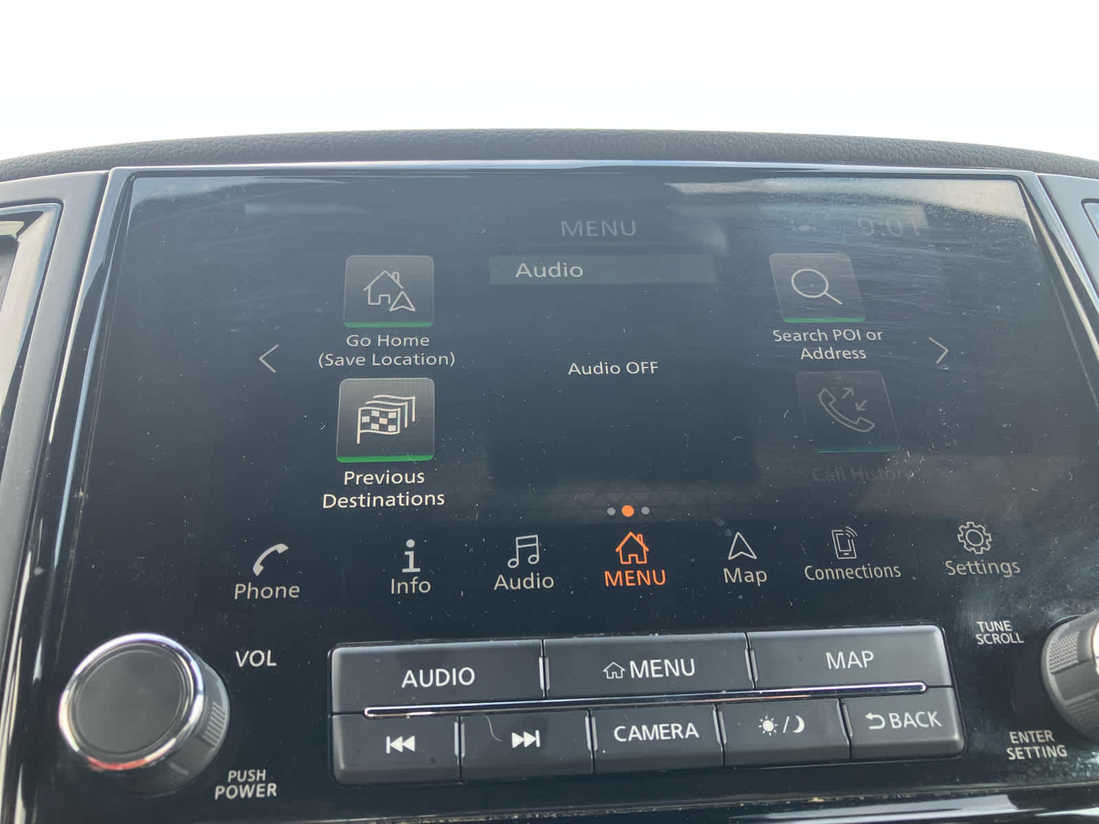 2021 Nissan Titan photo 28 of 44