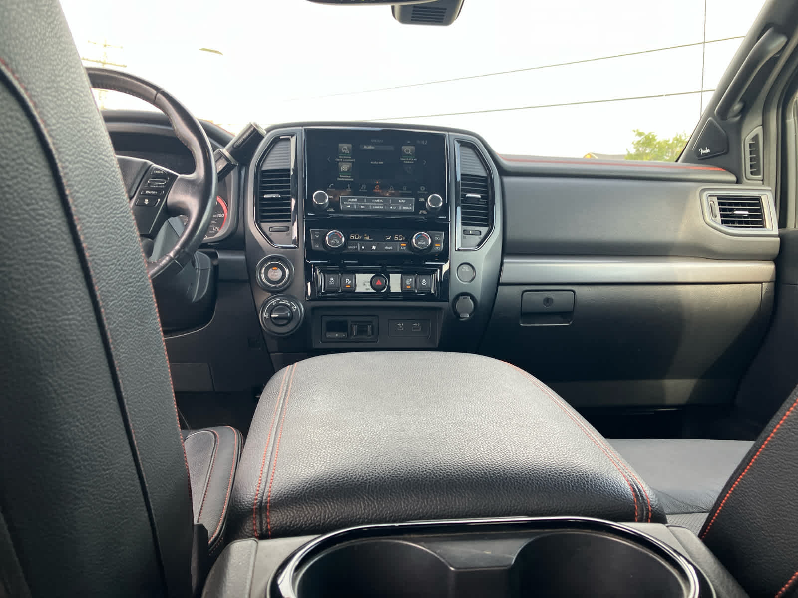 2021 Nissan Titan photo 39 of 44