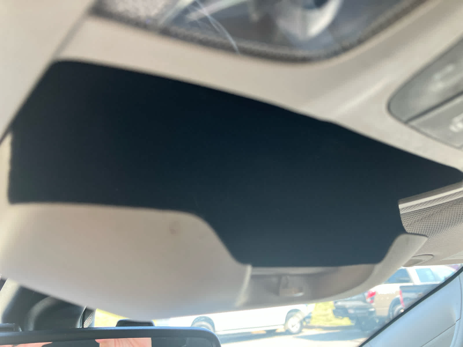 2017 Chrysler Pacifica photo 18 of 36