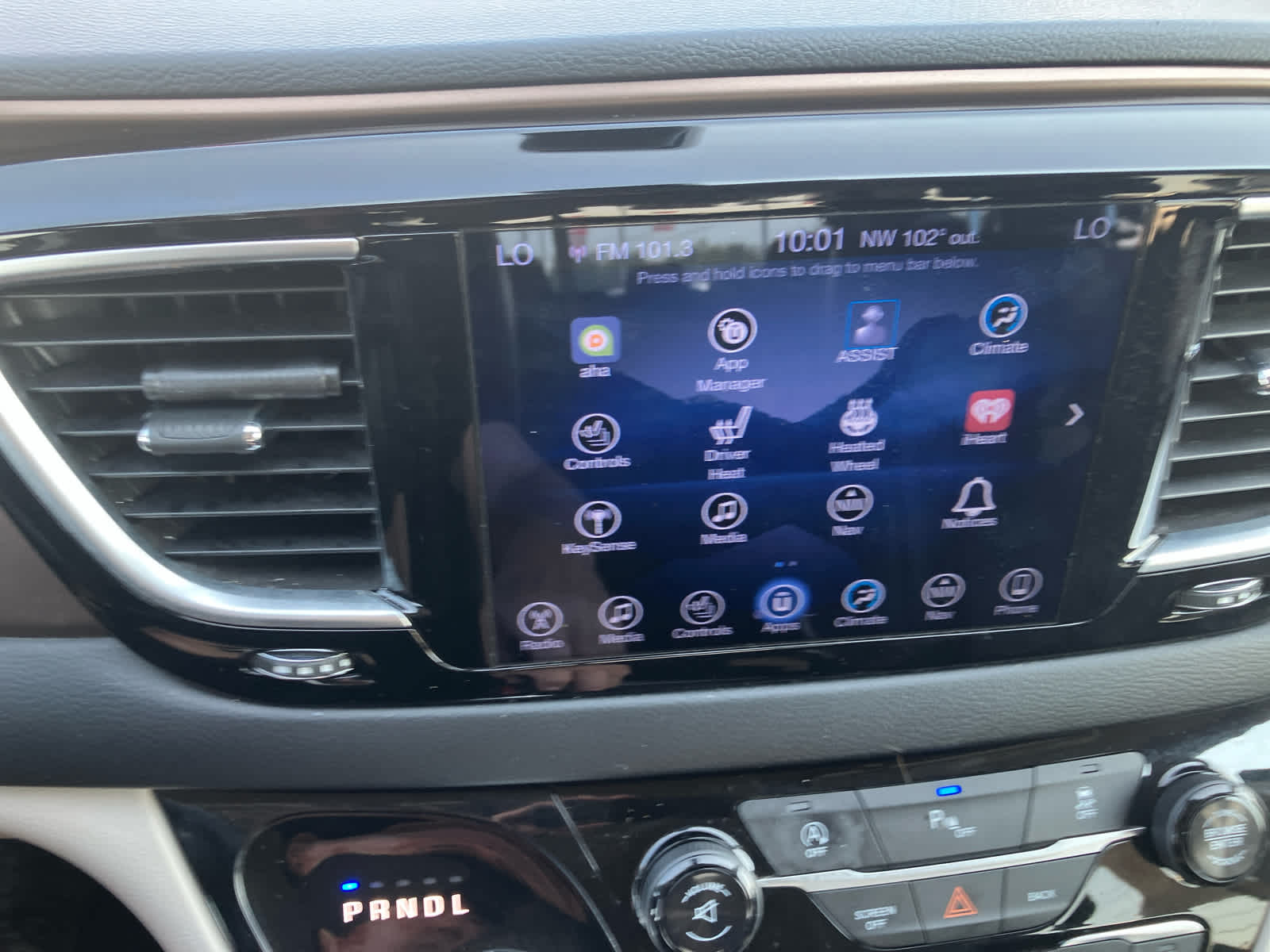 2017 Chrysler Pacifica photo 23 of 36