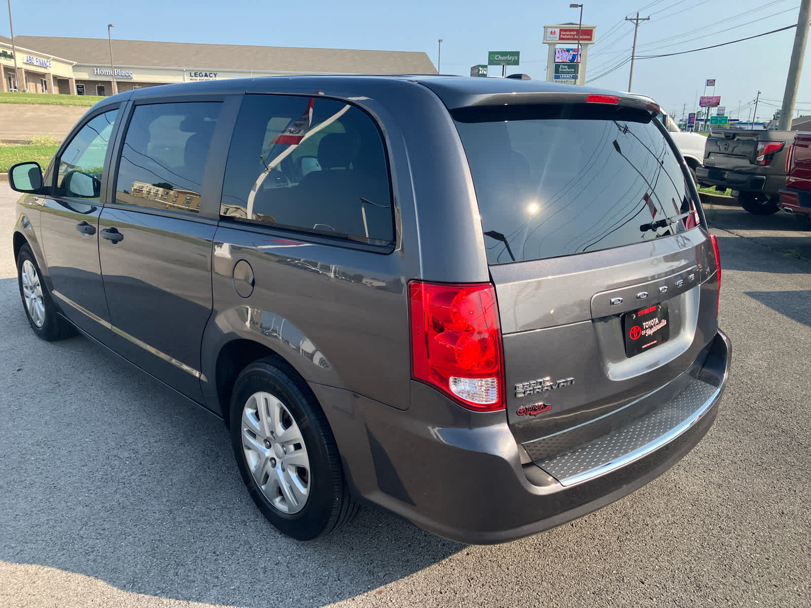 2019 Dodge Grand Caravan photo 5 of 28