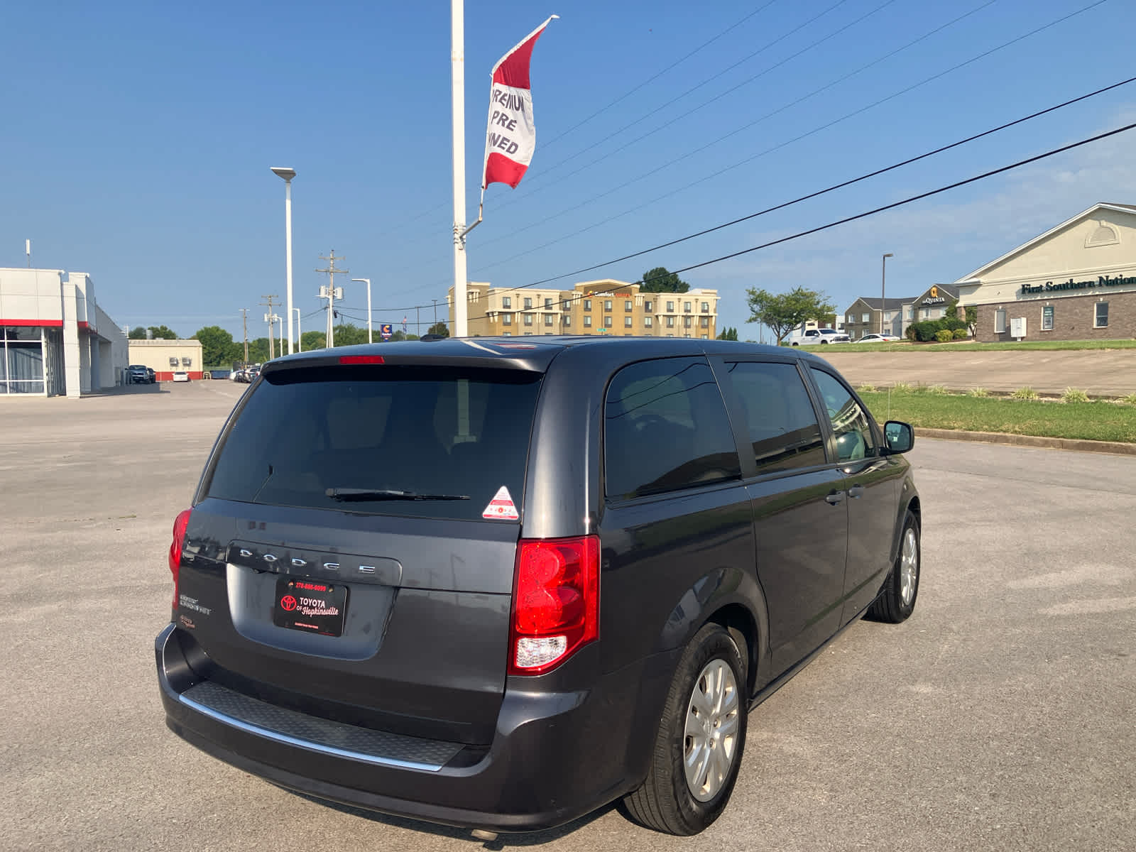 2019 Dodge Grand Caravan photo 7 of 28