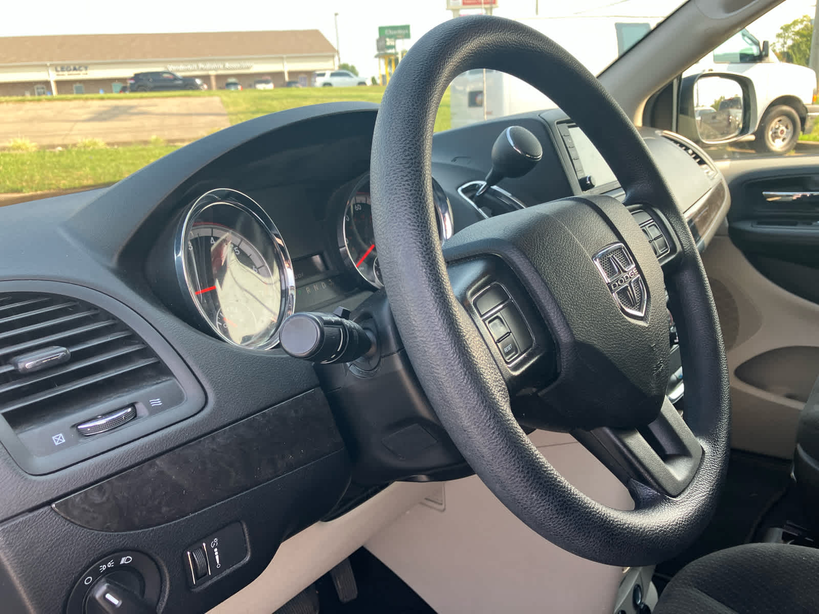 2019 Dodge Grand Caravan photo 9 of 28
