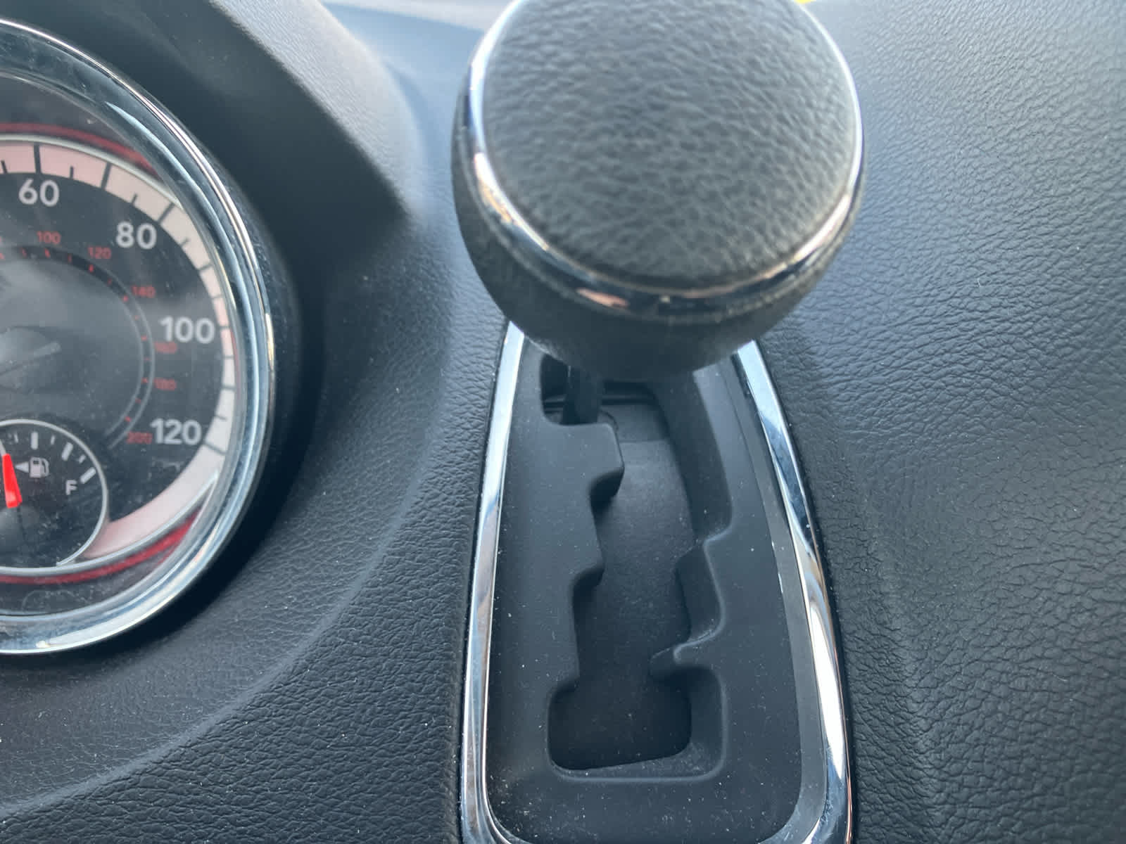 2019 Dodge Grand Caravan photo 22 of 28