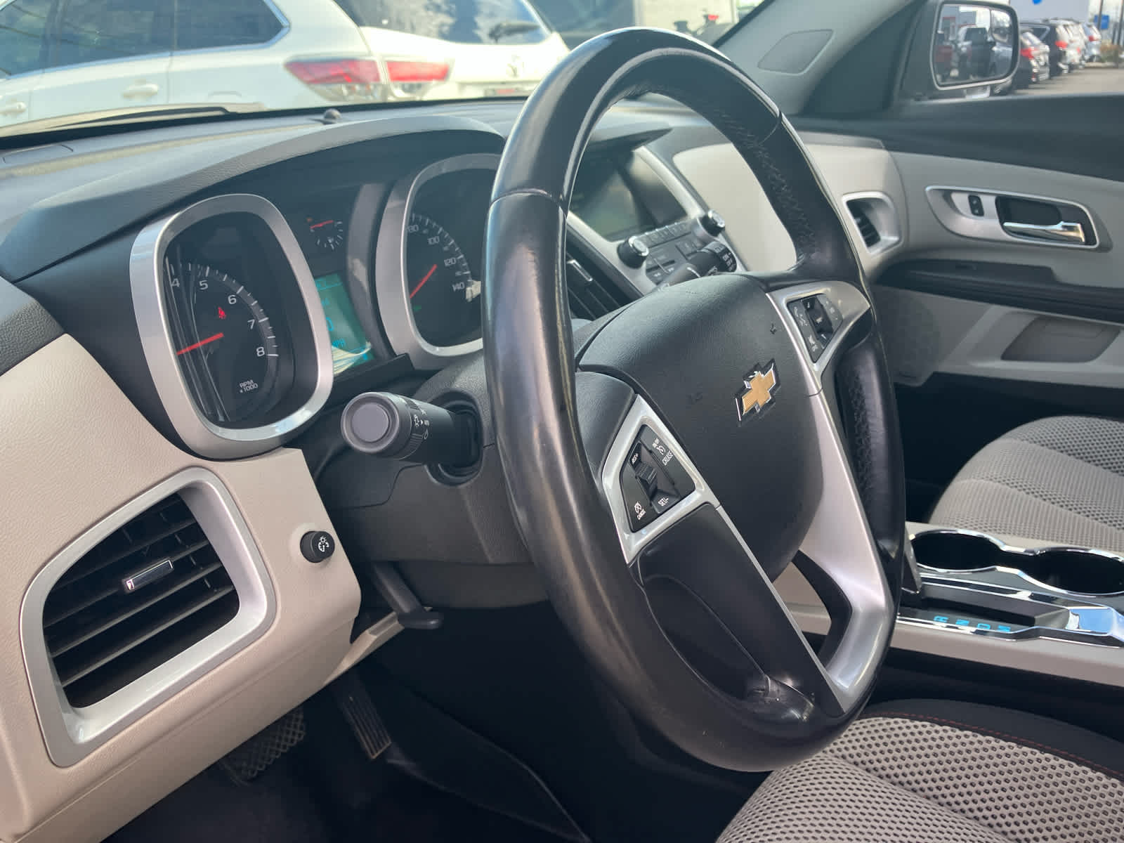 2014 Chevrolet Equinox photo 6 of 31