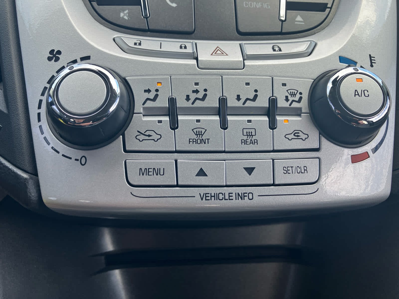 2014 Chevrolet Equinox photo 22 of 31