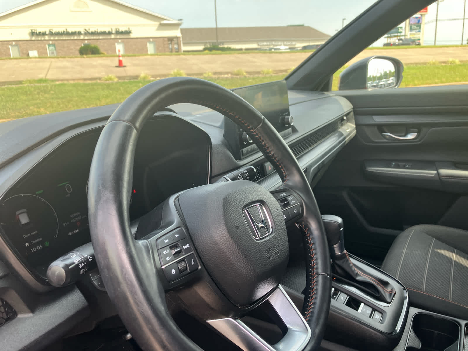2023 Honda CR-V Hybrid photo 9 of 38