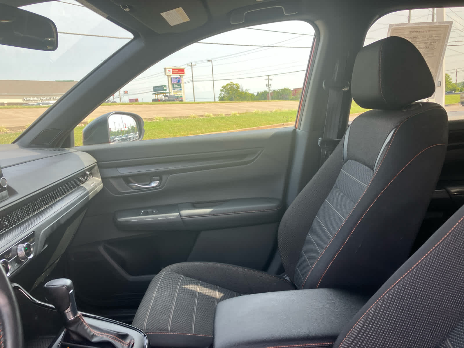 2023 Honda CR-V Hybrid photo 10 of 38