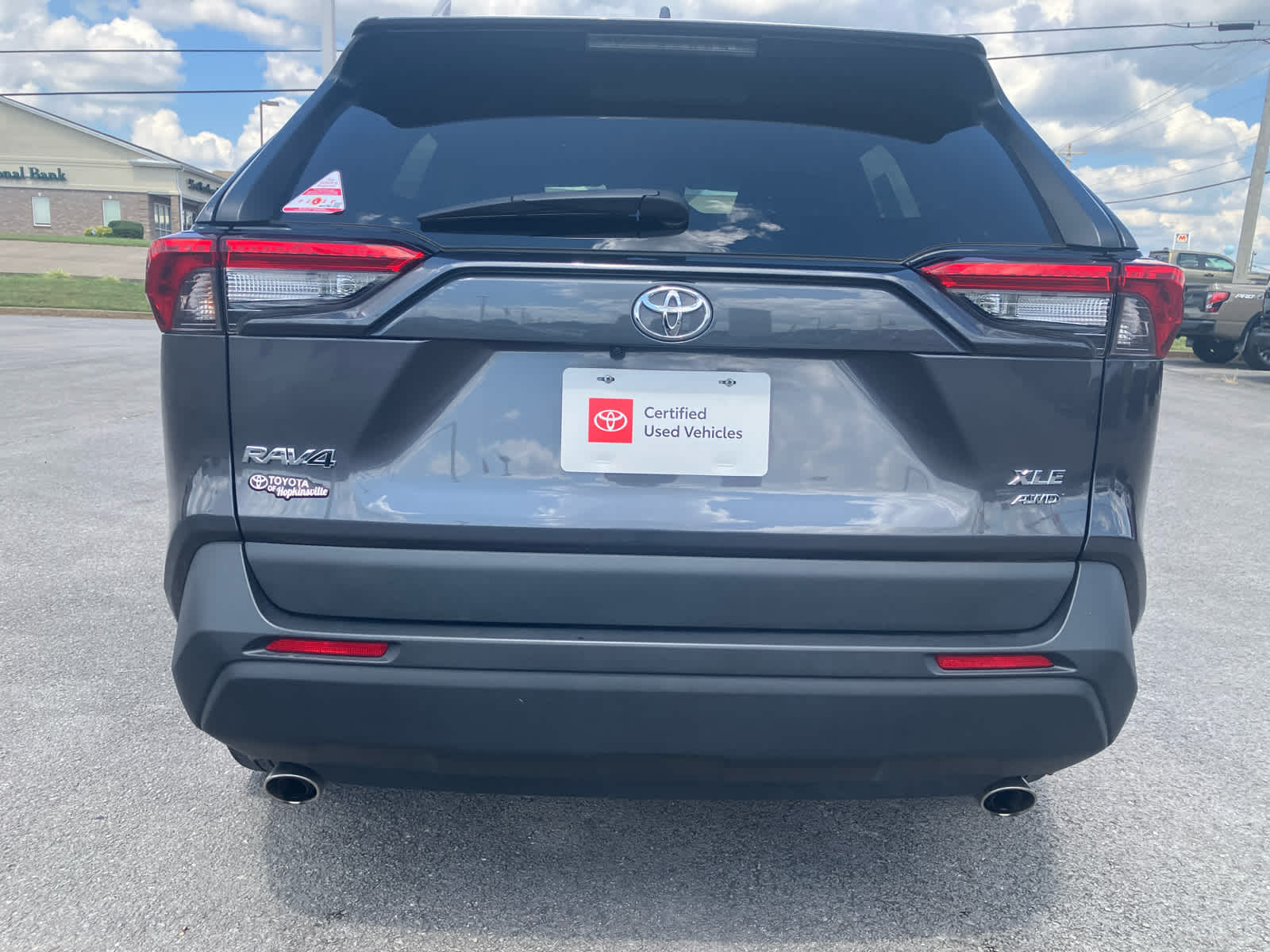 2024 Toyota RAV4 photo 8 of 39