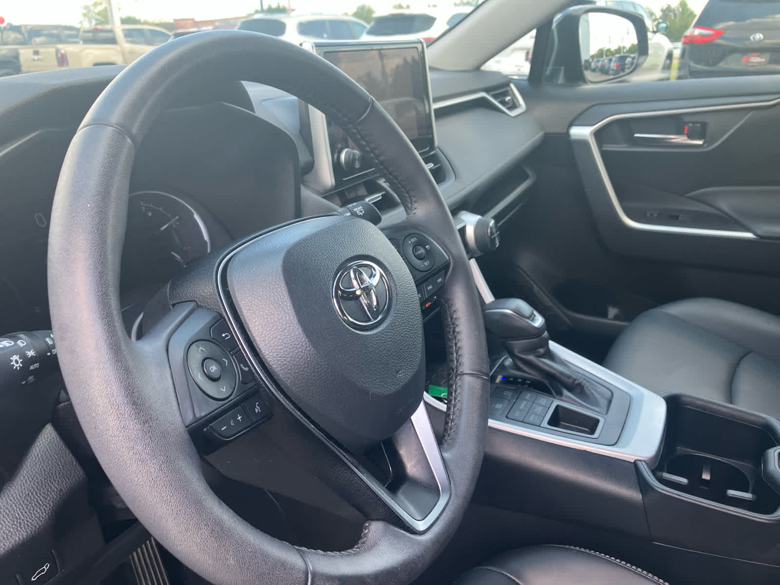 2024 Toyota RAV4 photo 11 of 39