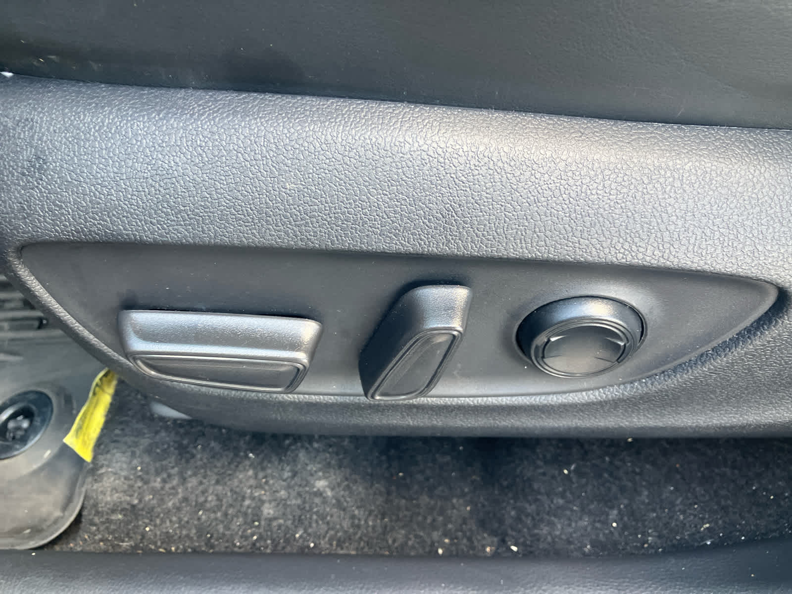 2024 Toyota RAV4 photo 13 of 39