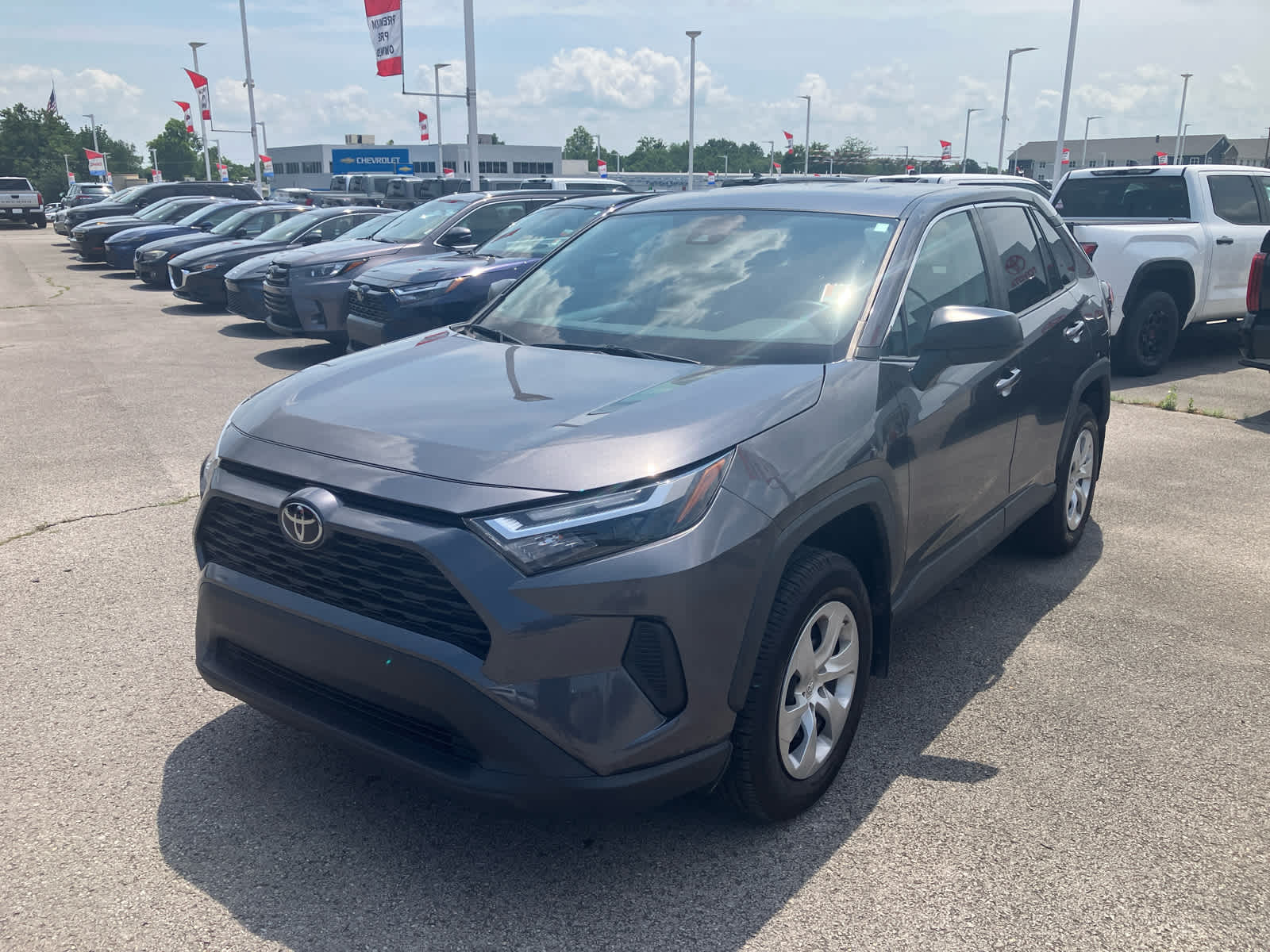 2023 Toyota RAV4 photo 5 of 36
