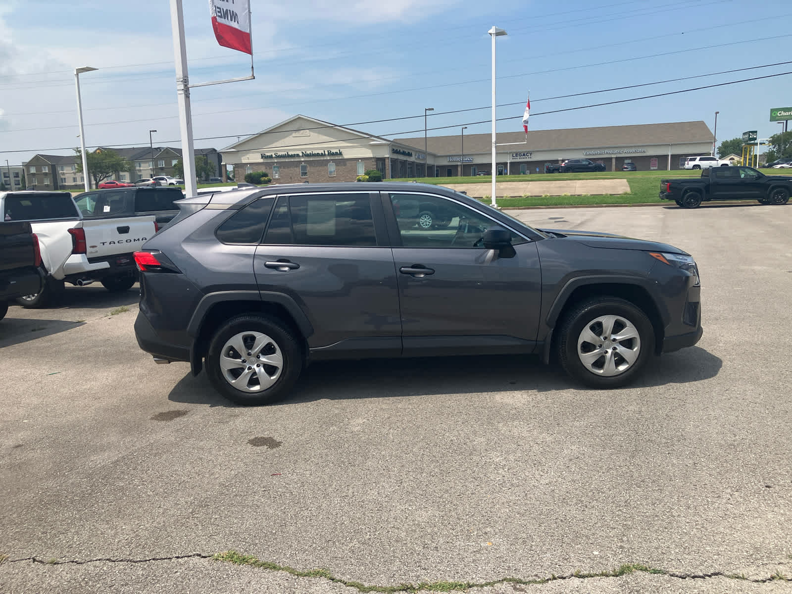 2023 Toyota RAV4 photo 10 of 36