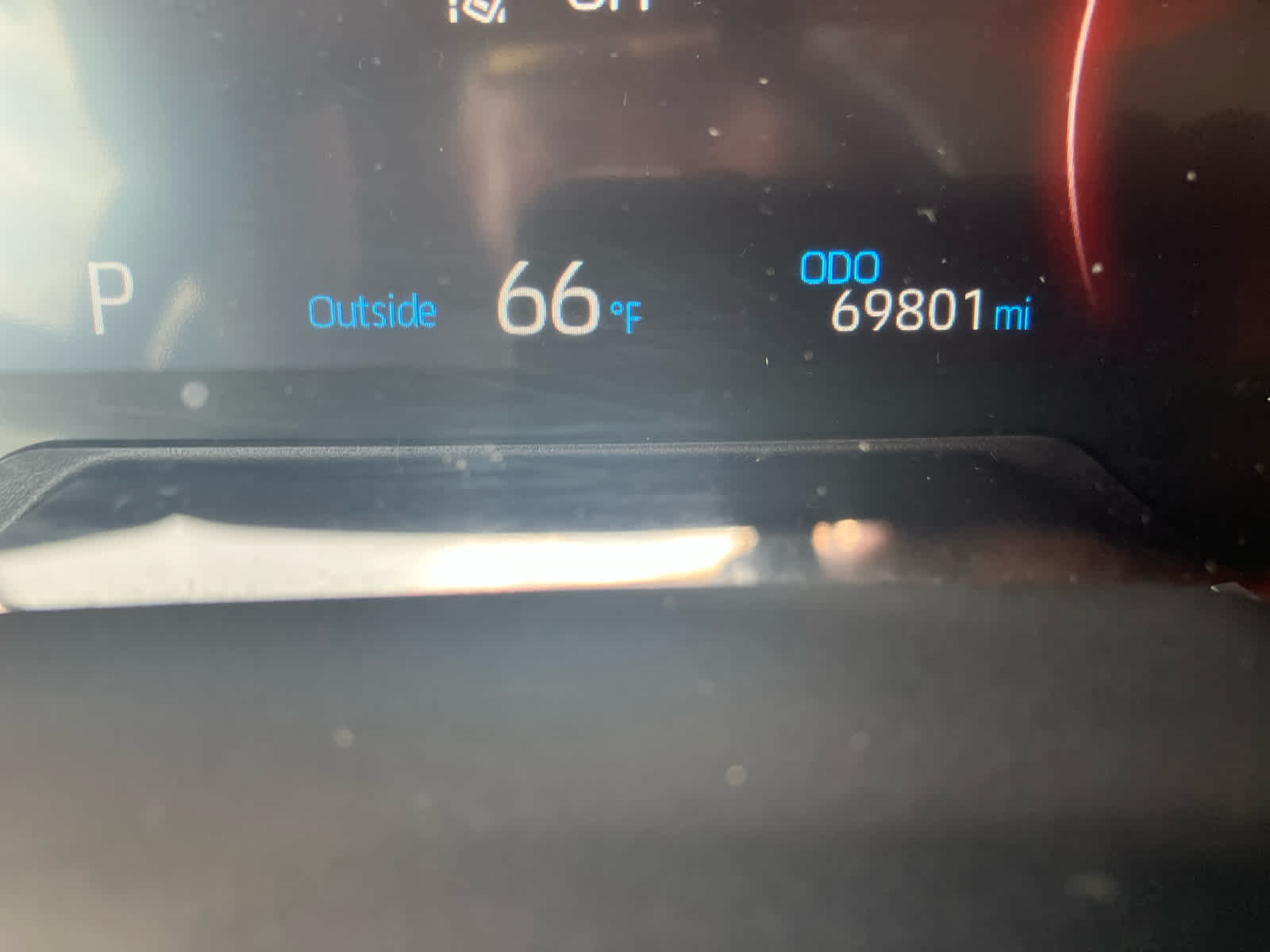 2023 Toyota RAV4 photo 17 of 36