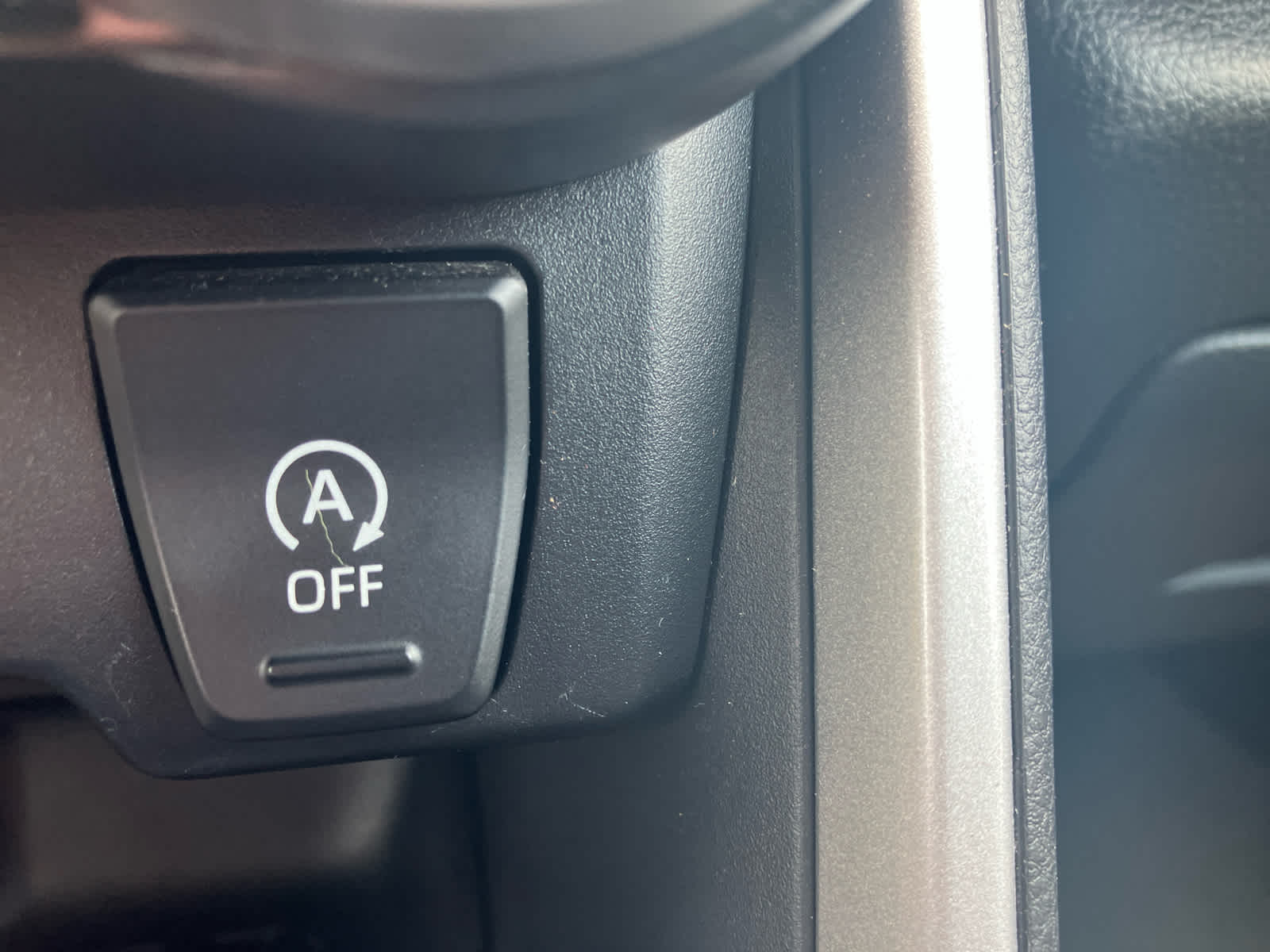 2023 Toyota RAV4 photo 27 of 36