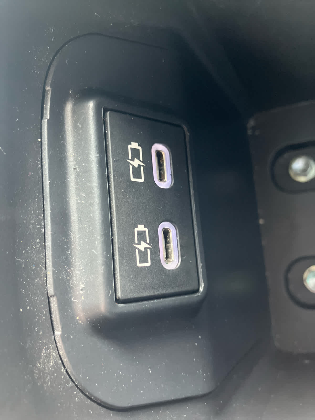 2023 Toyota RAV4 photo 32 of 36
