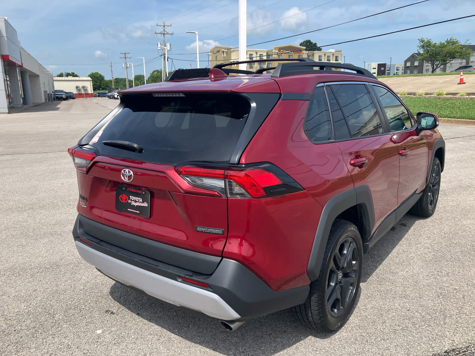 2023 Toyota RAV4 photo 7 of 33