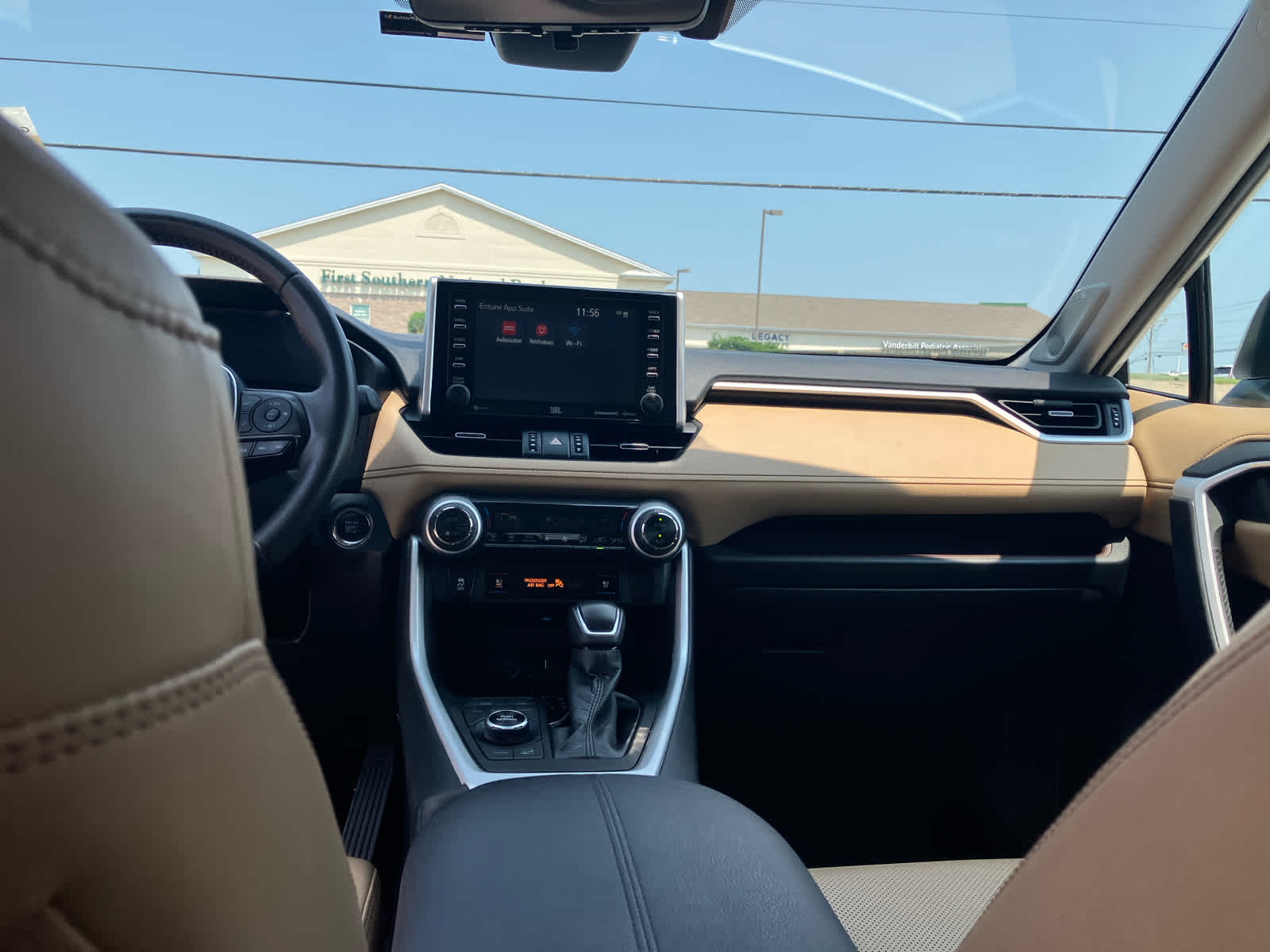 2020 Toyota RAV4 photo 38 of 41