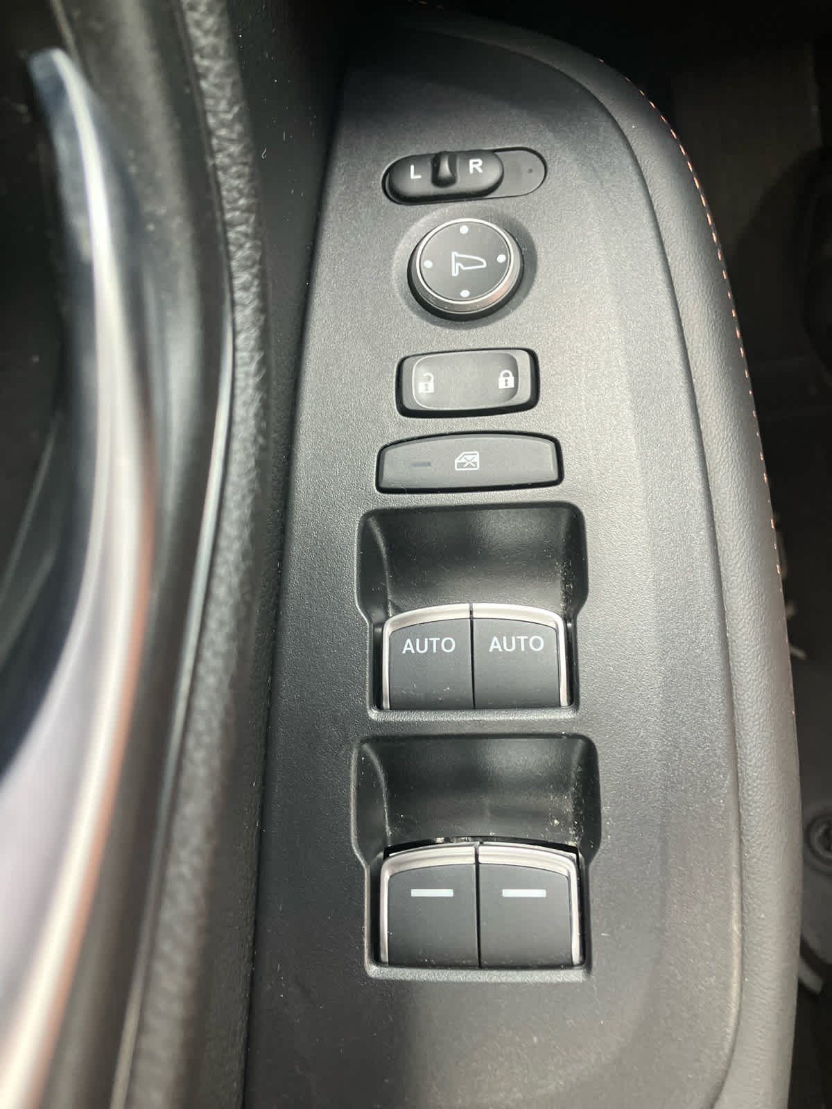 2024 Honda HR-V photo 12 of 31