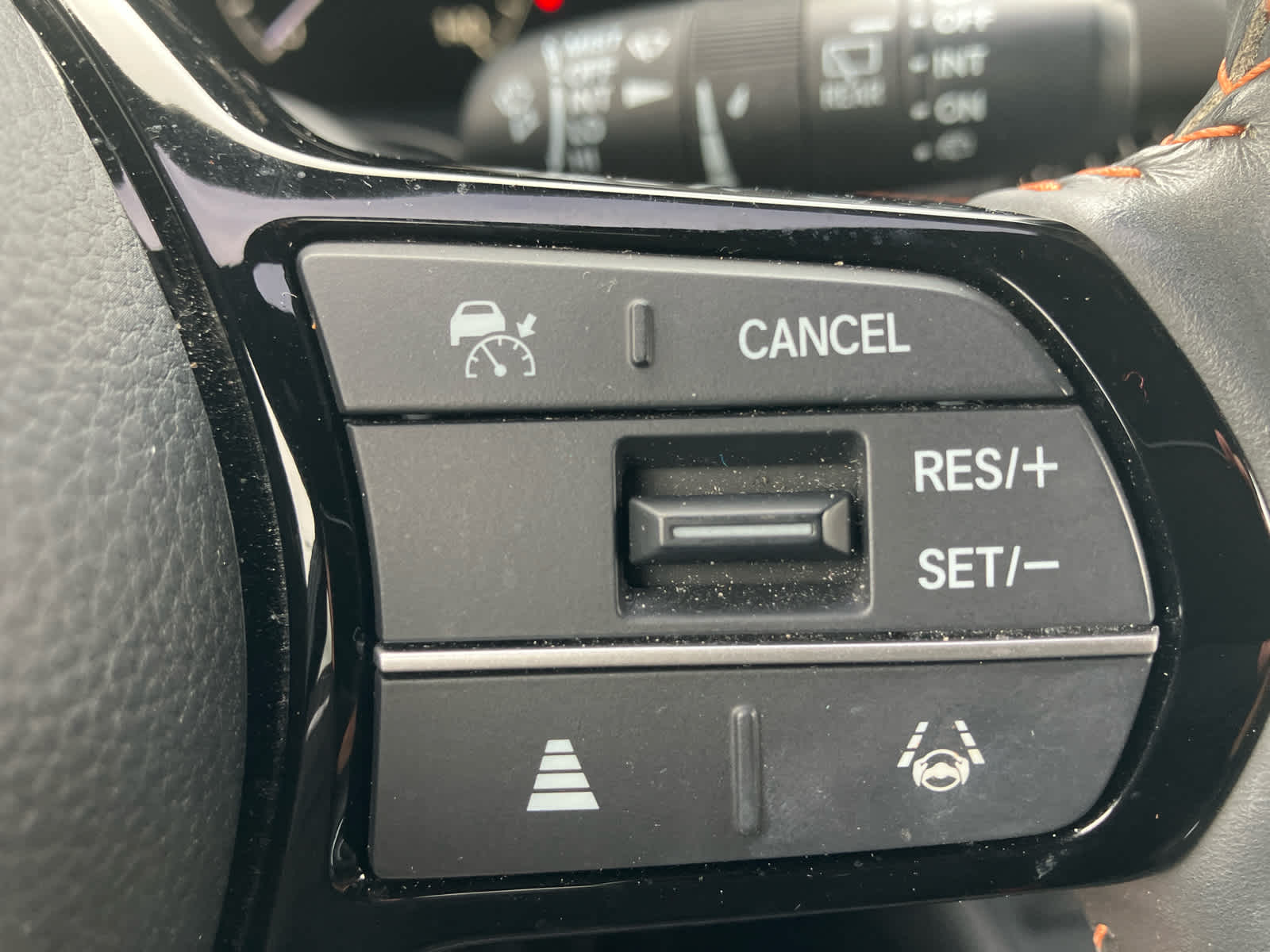 2024 Honda HR-V photo 17 of 31