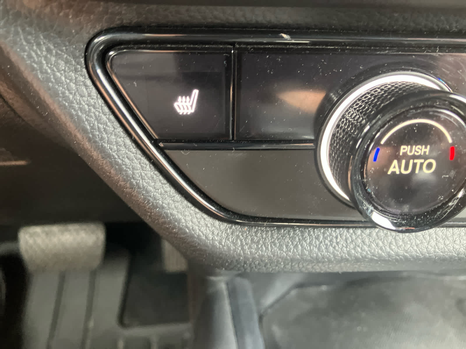 2024 Honda HR-V photo 22 of 31