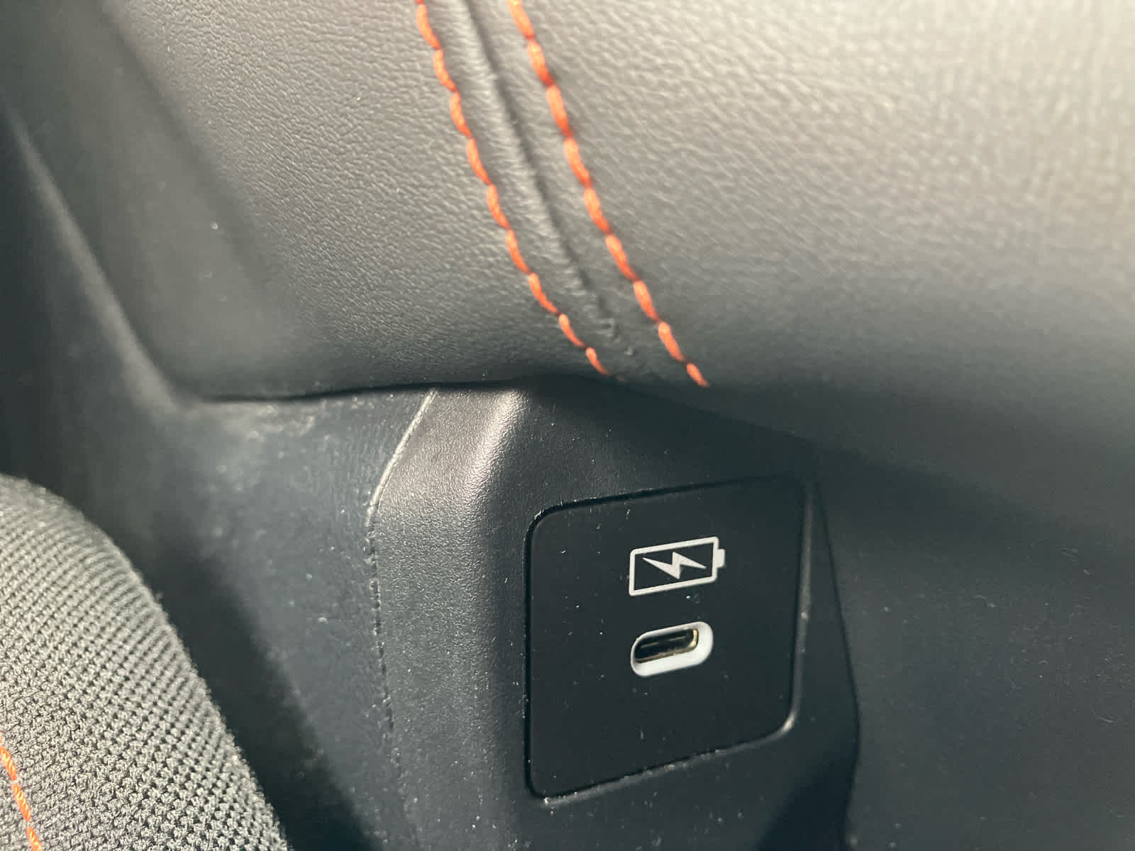 2024 Honda HR-V photo 27 of 31