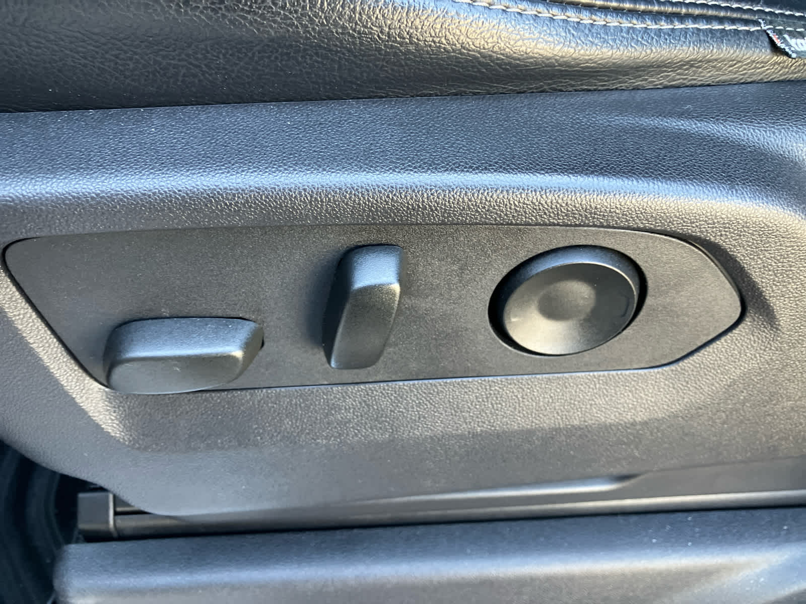2024 GMC Sierra 1500 photo 11 of 43