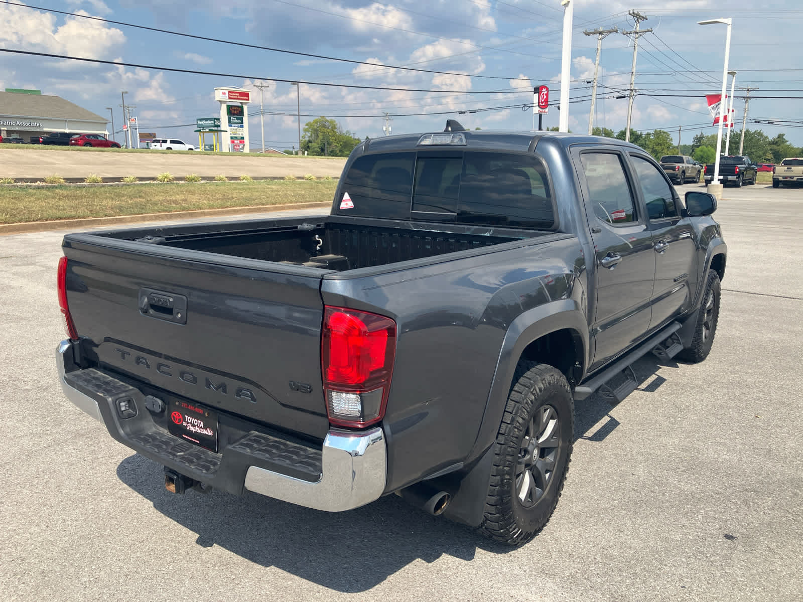 2023 Toyota Tacoma photo 4 of 29