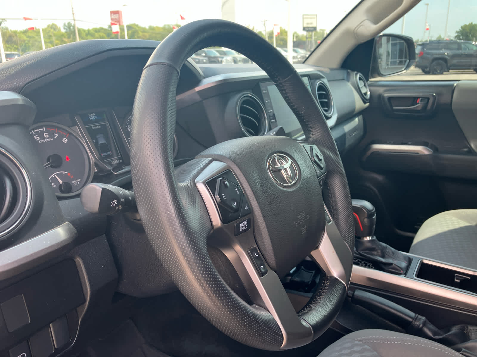 2023 Toyota Tacoma photo 6 of 29