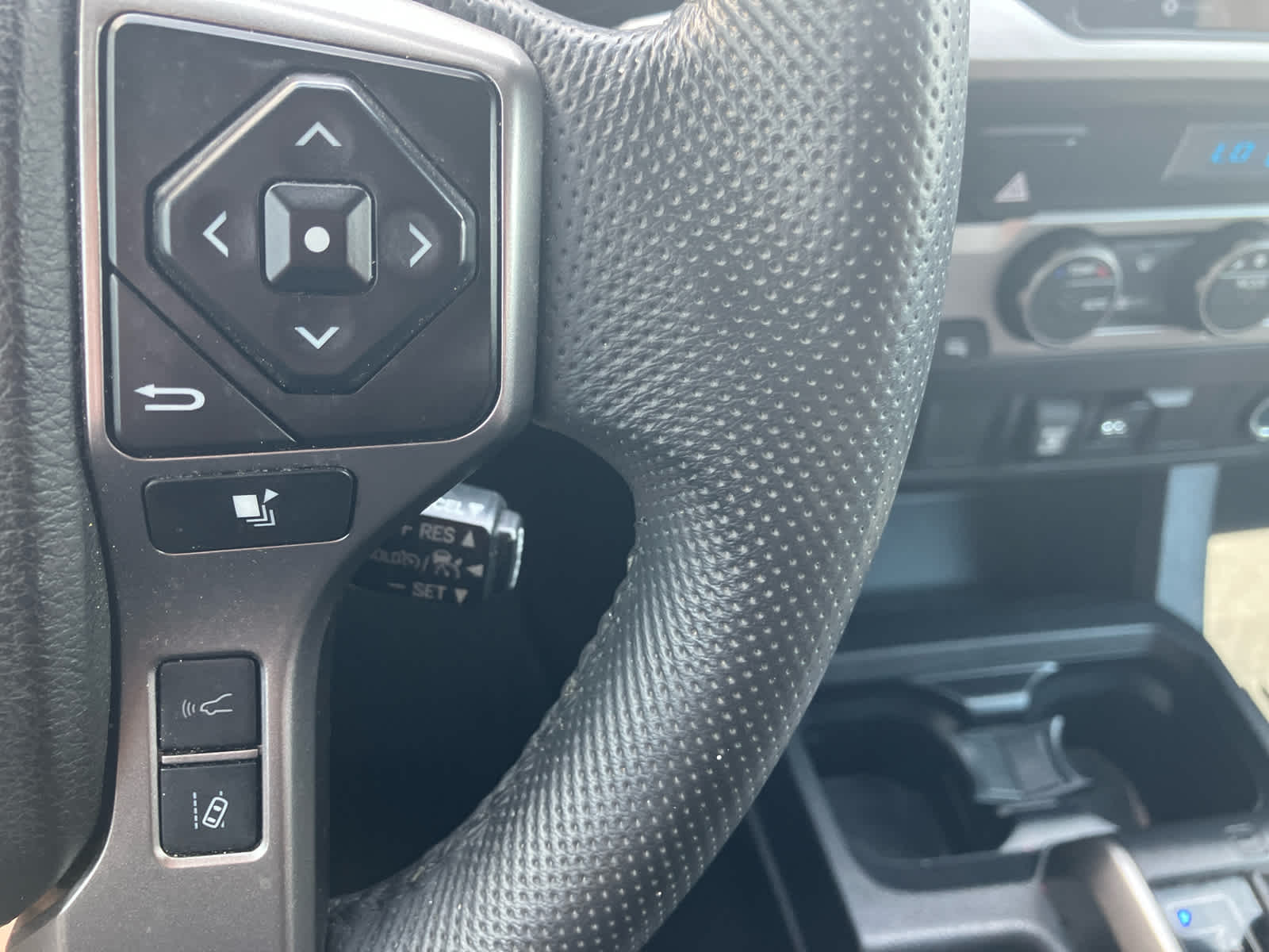 2023 Toyota Tacoma photo 15 of 29