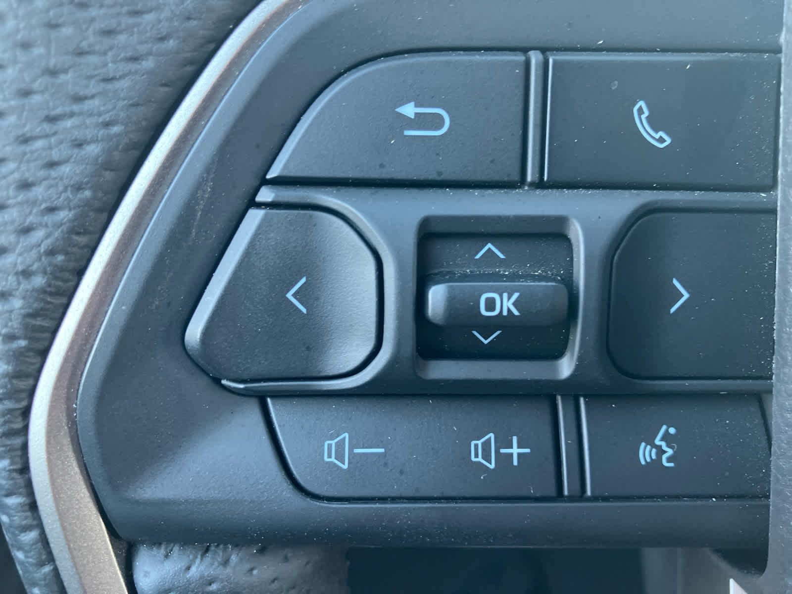 2026 Toyota Tacoma photo 19 of 35