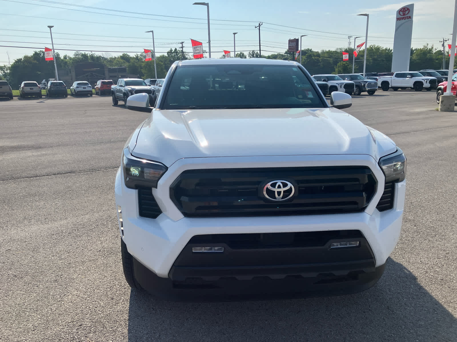 2026 Toyota Tacoma photo 4 of 40