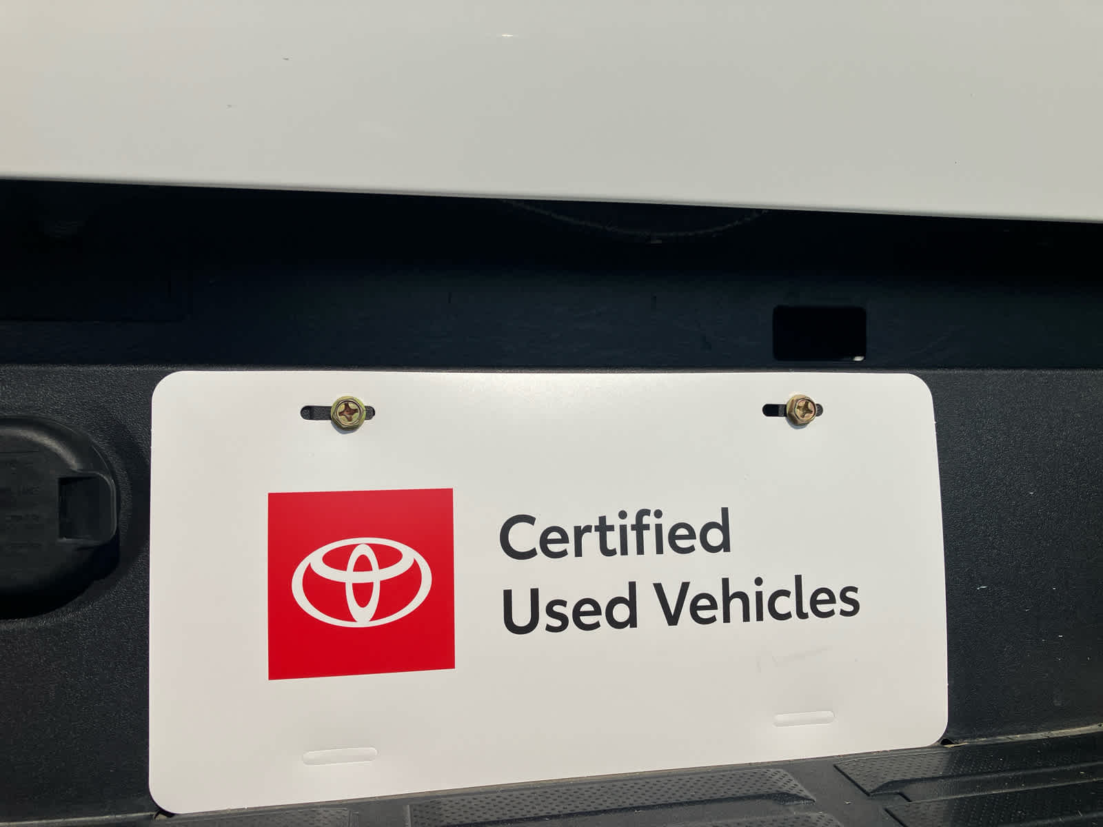 2026 Toyota Tacoma photo 2 of 40