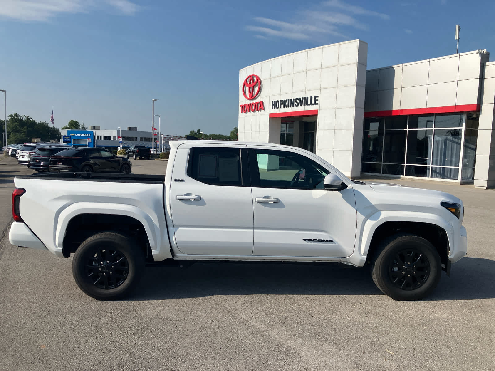 2026 Toyota Tacoma photo 10 of 40