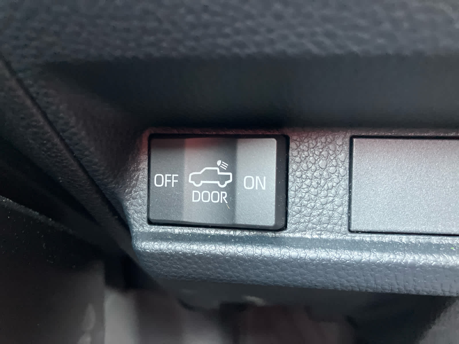 2026 Toyota Tacoma photo 17 of 40