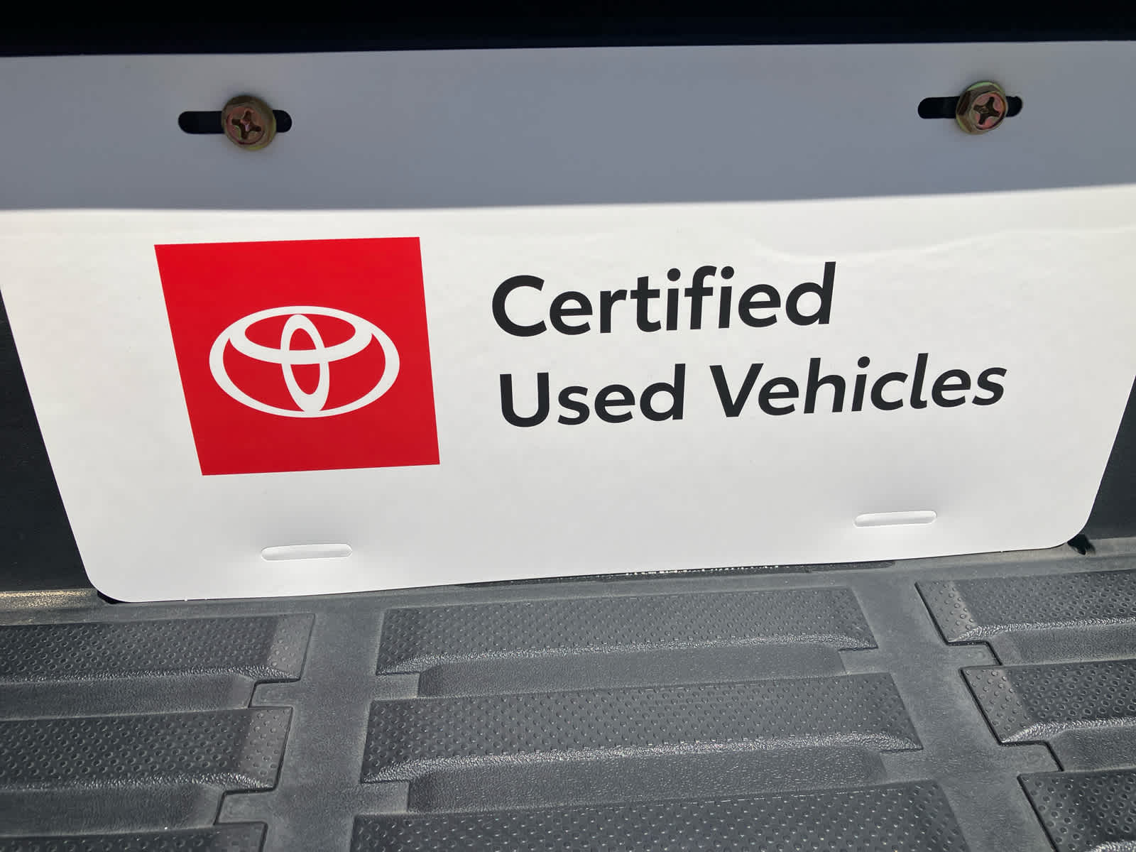 2024 Toyota Tacoma photo 8 of 38