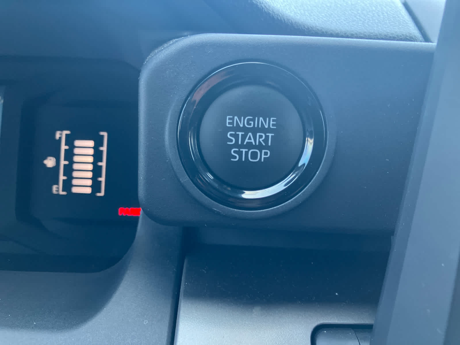2024 Toyota Tacoma photo 25 of 38