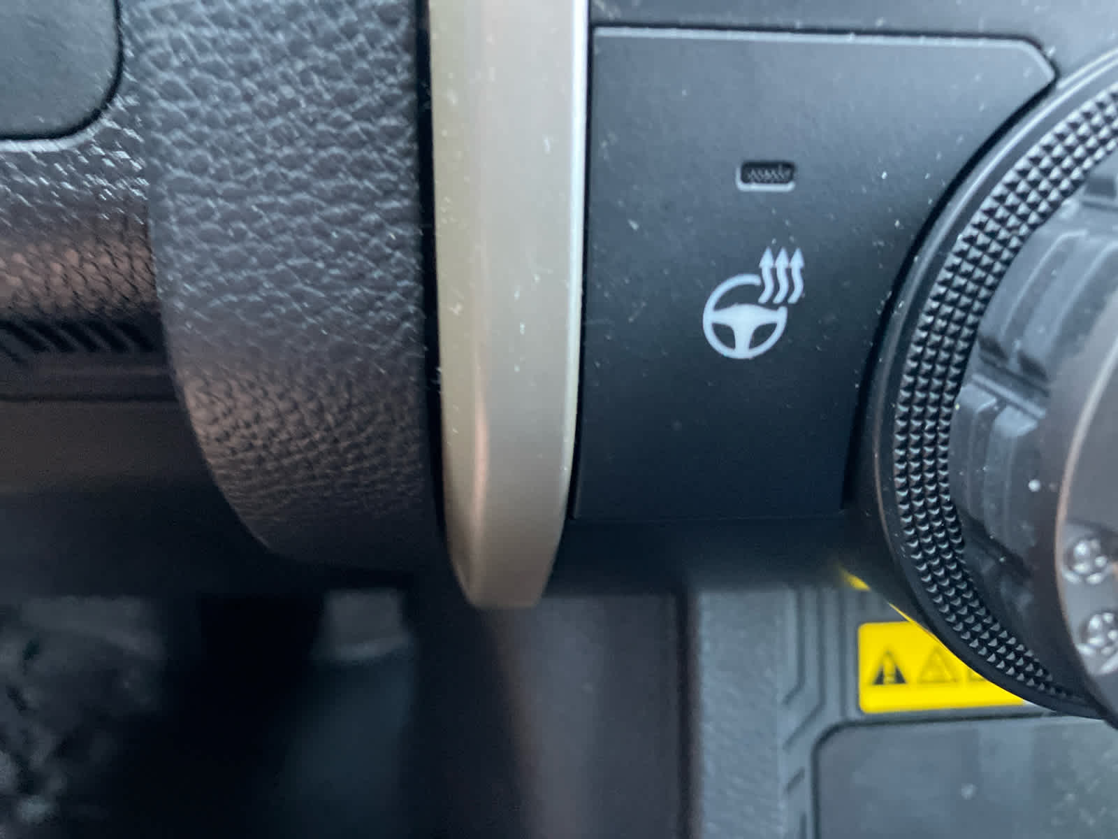 2024 Toyota Tacoma photo 27 of 38