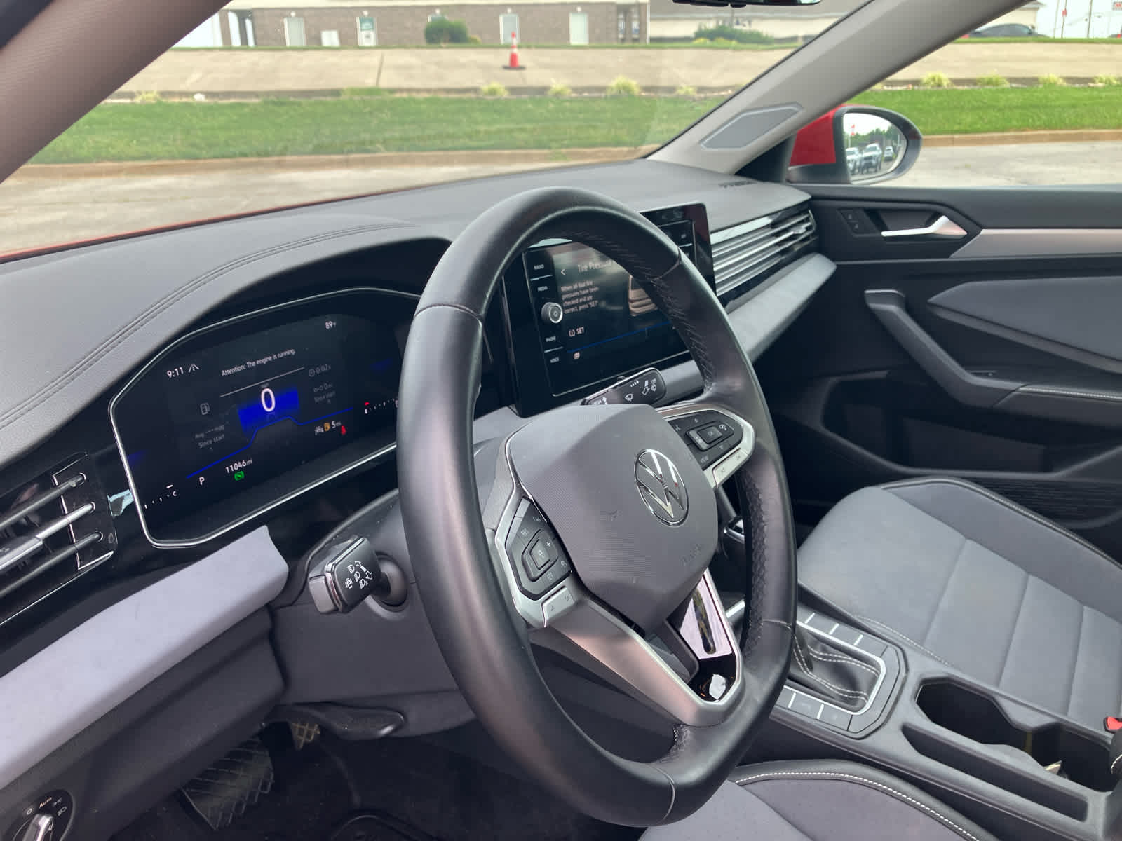 2025 Volkswagen Jetta photo 9 of 34