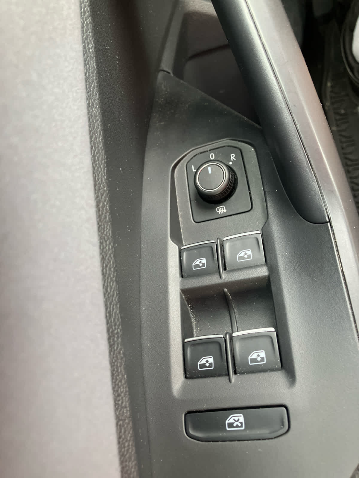 2025 Volkswagen Jetta photo 13 of 34