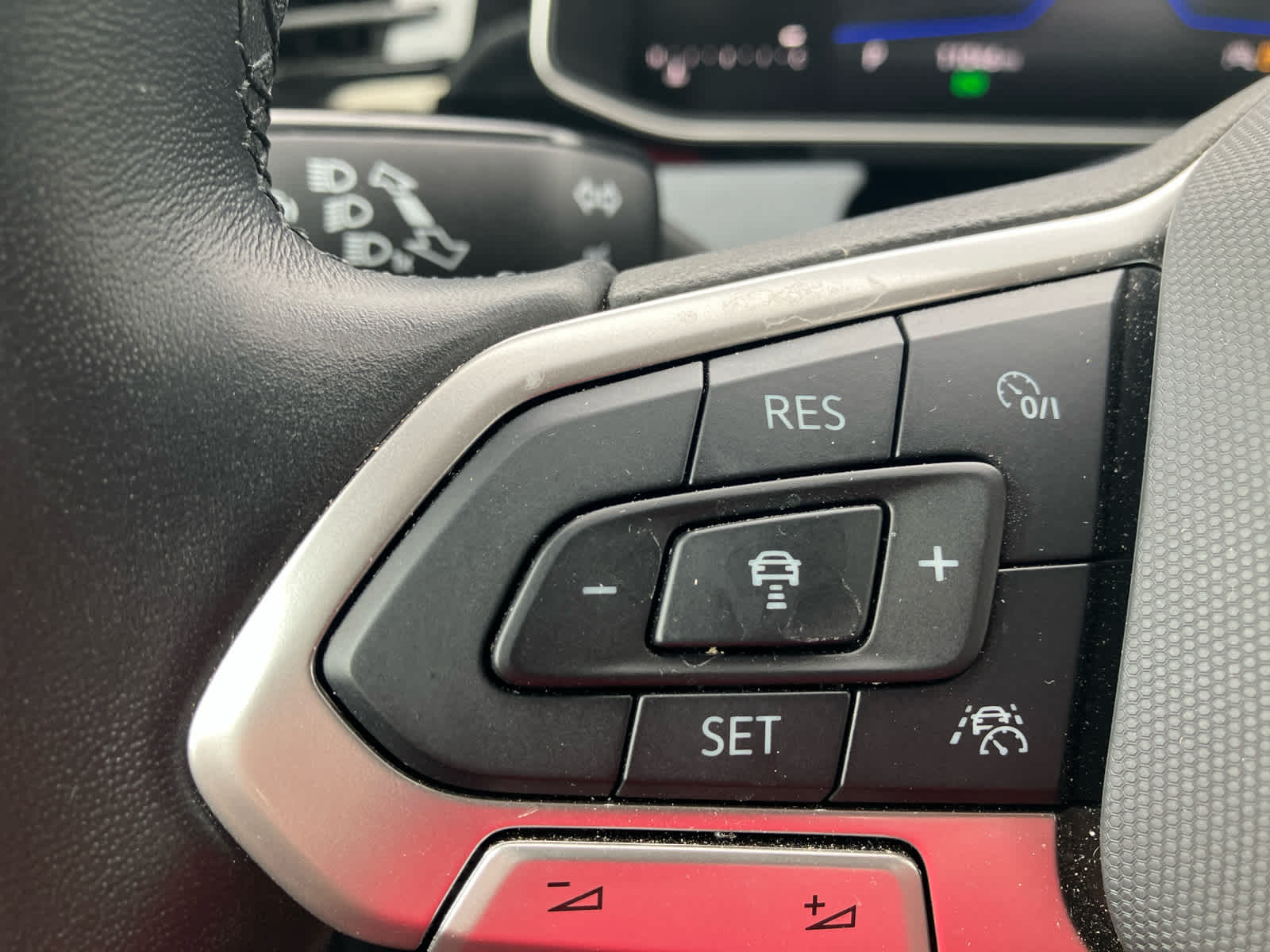 2025 Volkswagen Jetta photo 17 of 34