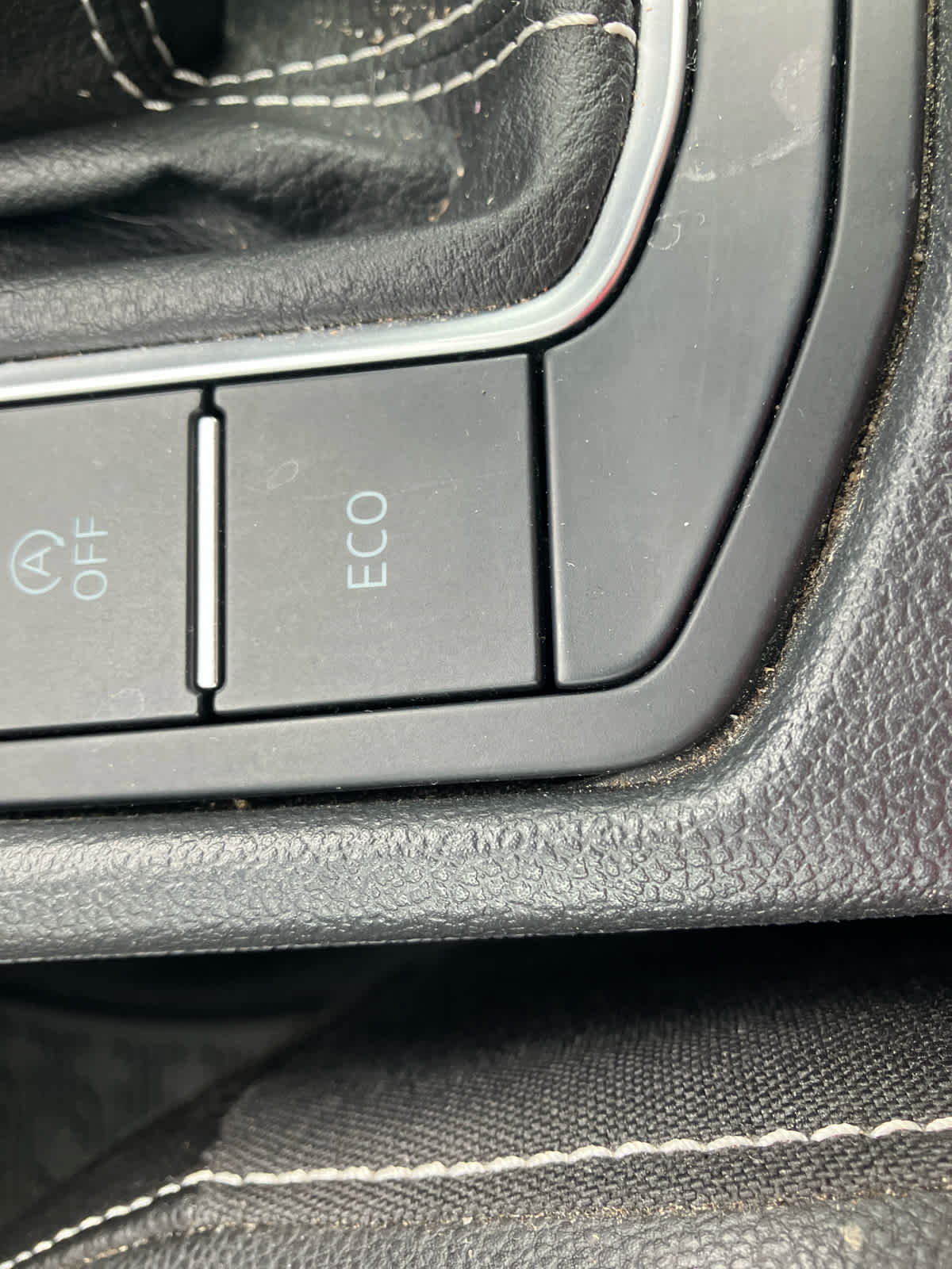 2025 Volkswagen Jetta photo 28 of 34