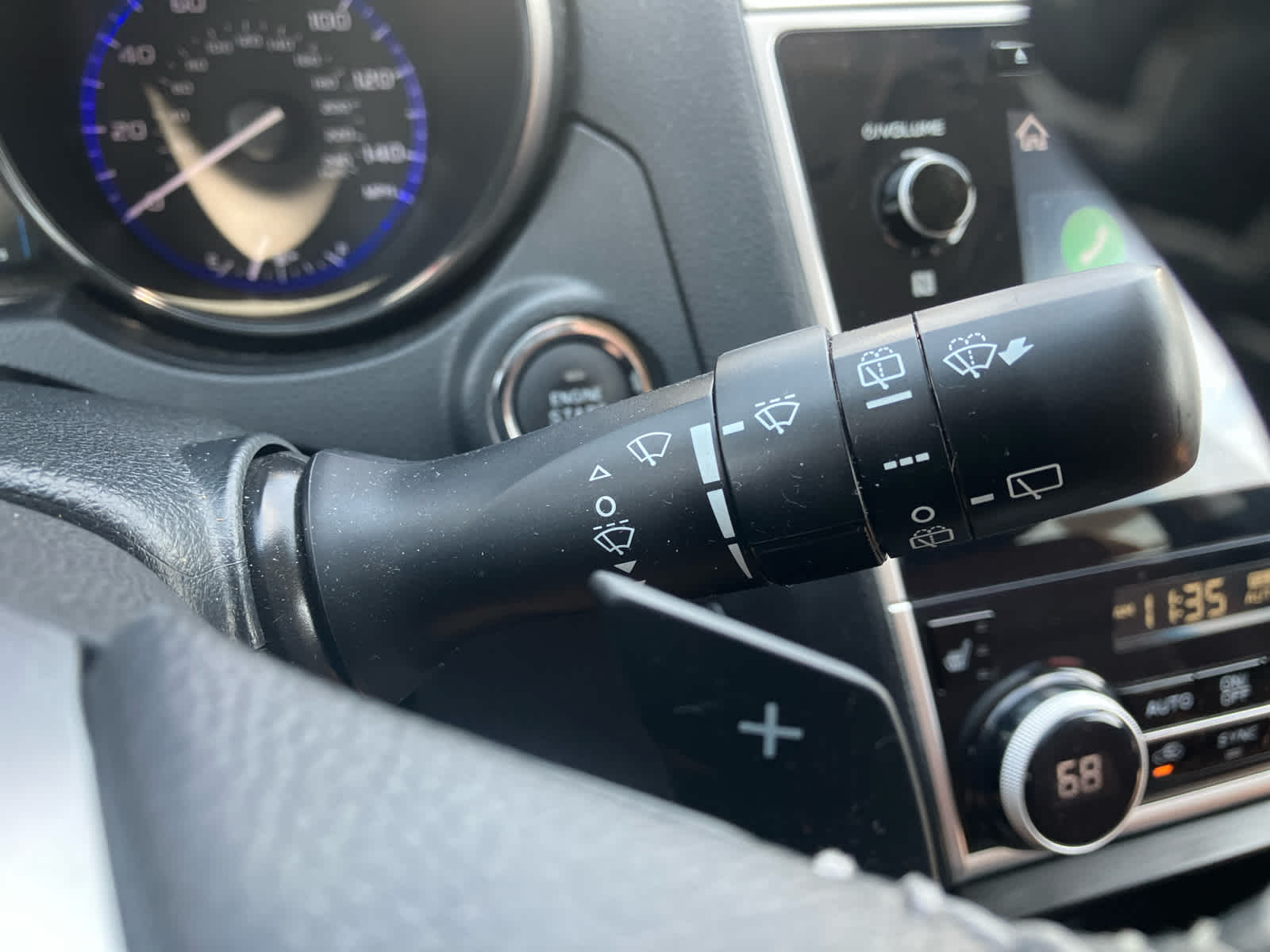 2019 Subaru Outback photo 23 of 40