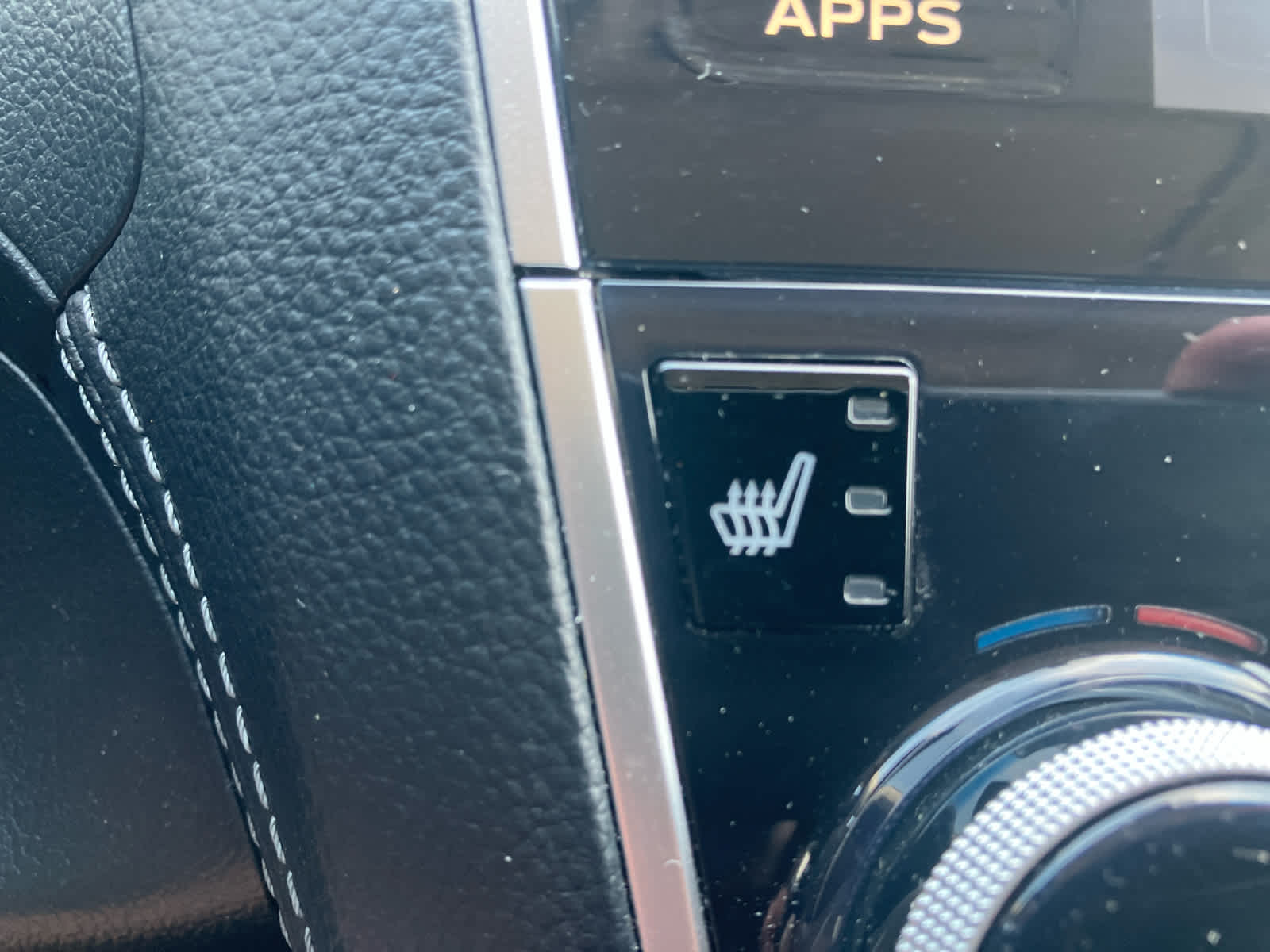2019 Subaru Outback photo 32 of 40