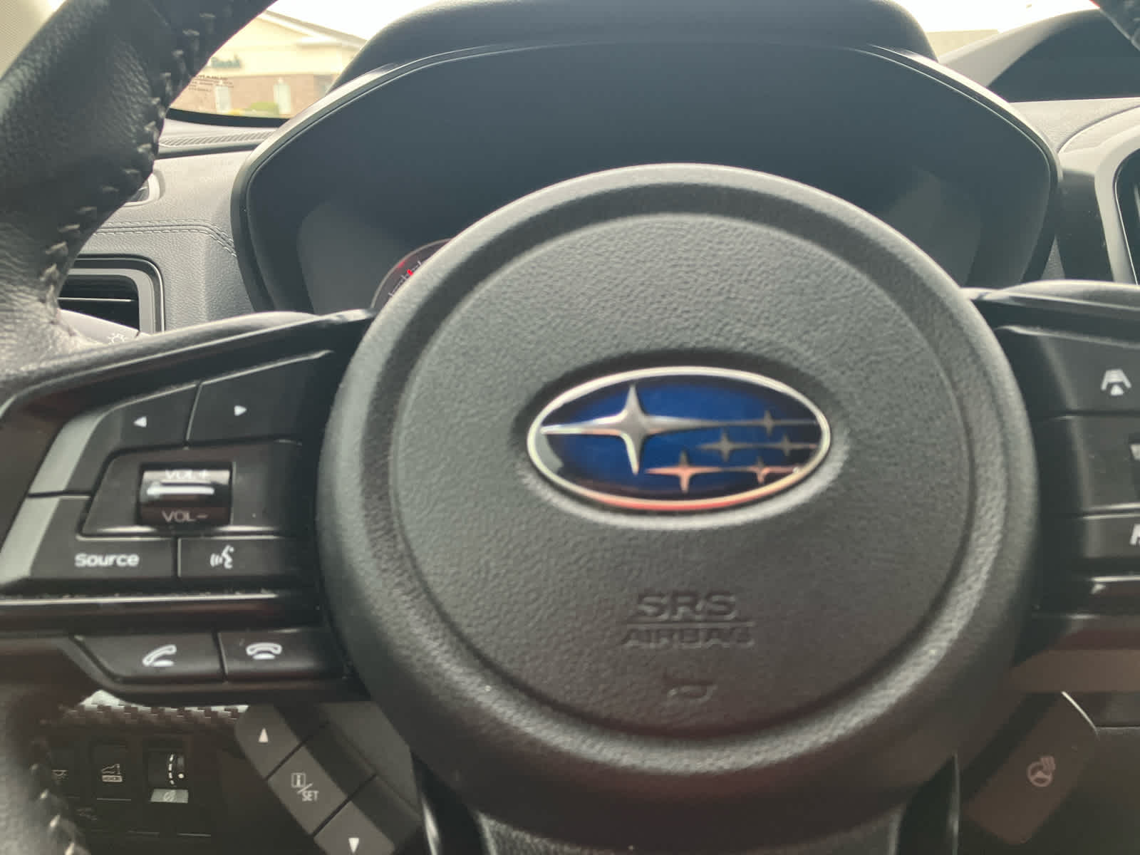 2022 Subaru Ascent photo 15 of 37